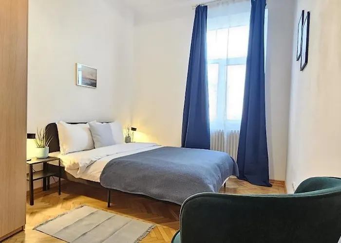 아파트 Sweet Dreams Peaceful Flat Piata Romana *