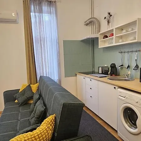 Sweet Dreams Peaceful Flat Piata Romana Апартаменти *