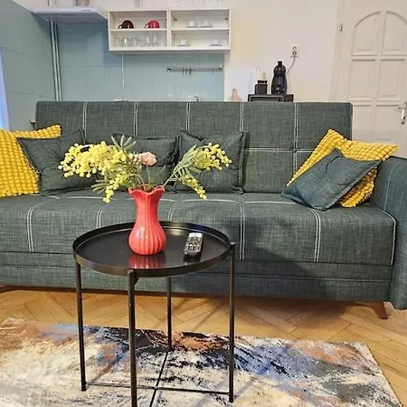 Апартаменти Sweet Dreams Peaceful Flat Piata Romana *